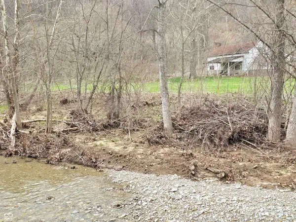 $195,000 | 22199 Old US Highway 52, Laurel, IN 47024