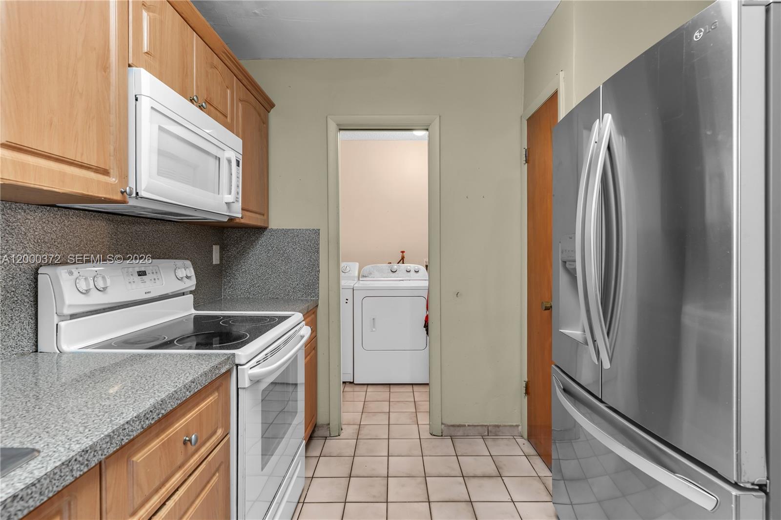 6770 Southwest 15th Street Miami, FL 33144 - Photo 10 of 36