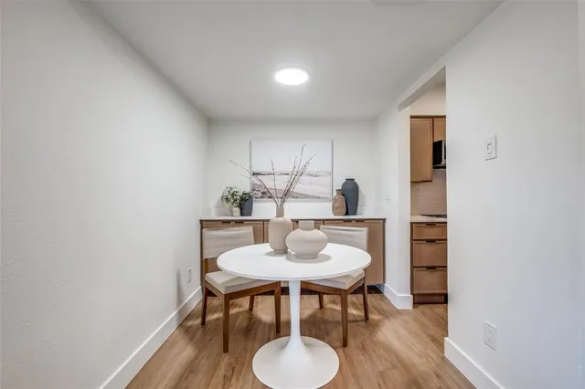 $190,000 | 4020 Holland Avenue, Unit 211, Dallas, TX 75219