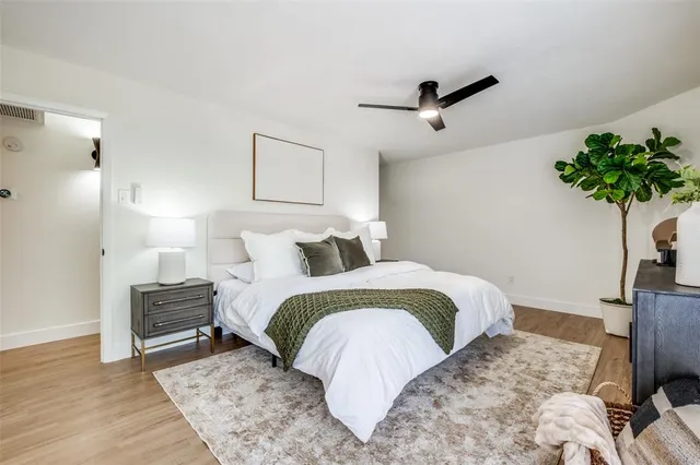 $190,000 | 4020 Holland Avenue, Unit 211, Dallas, TX 75219