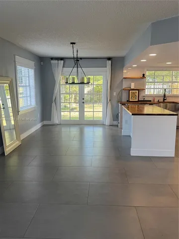 $4,100 | 5235 Southwest 153rd Avenue, Unit 5235, Miami, FL 33185