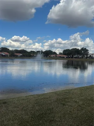 $4,100 | 5235 Southwest 153rd Avenue, Unit 5235, Miami, FL 33185