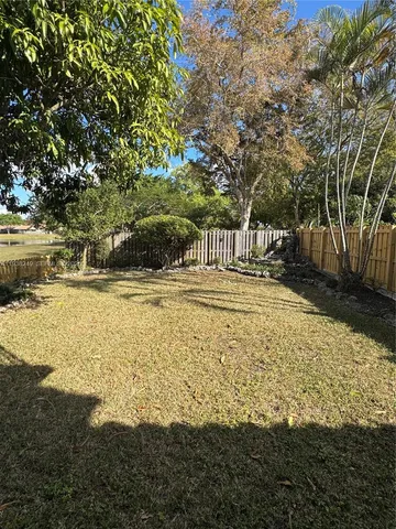 $4,100 | 5235 Southwest 153rd Avenue, Unit 5235, Miami, FL 33185