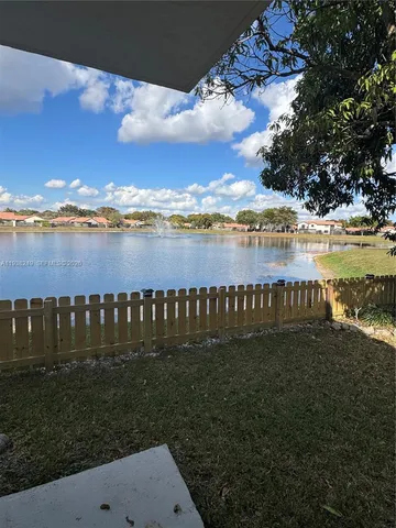 $4,100 | 5235 Southwest 153rd Avenue, Unit 5235, Miami, FL 33185