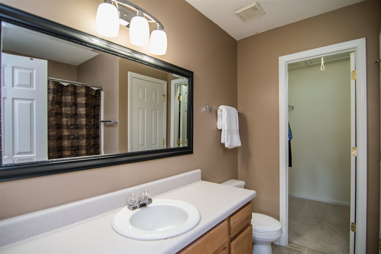 5417 Roan Mountain Place Raleigh, NC 27613 - Photo 15 of 25 Master bathroom