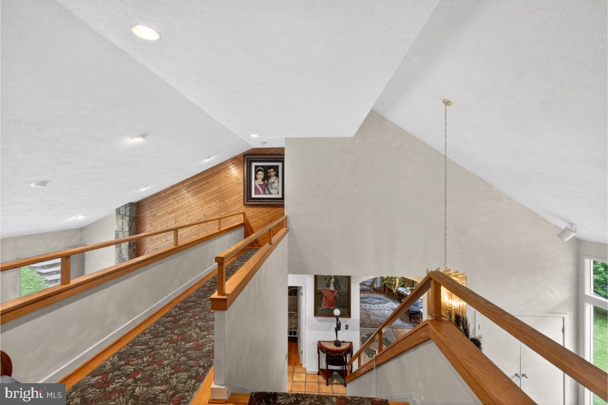 10320 Glen Road Potomac, MD 20854 - Photo 39 of 75