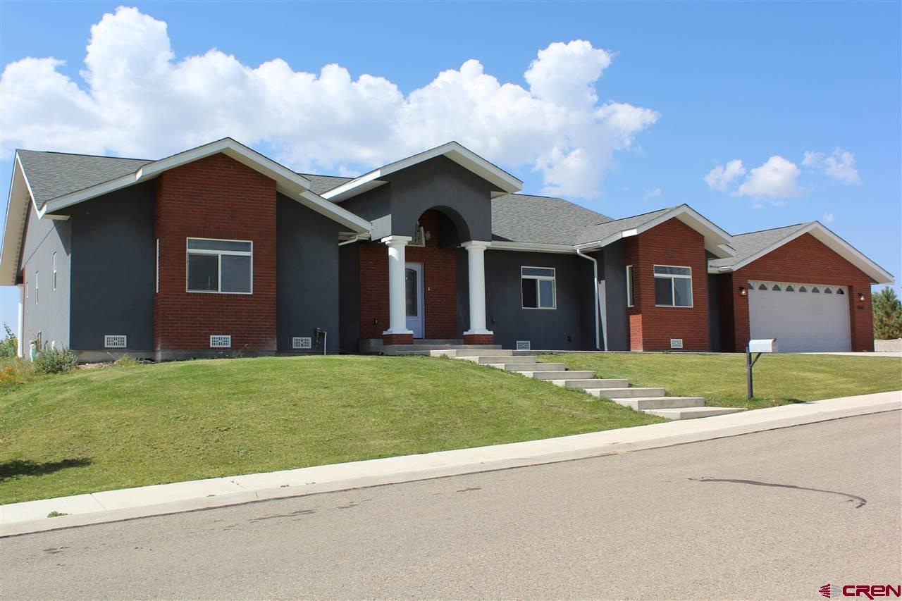 1689 Golf Course Lane Cortez, CO 81321 - Photo 2 of 30 Gallery Image 2