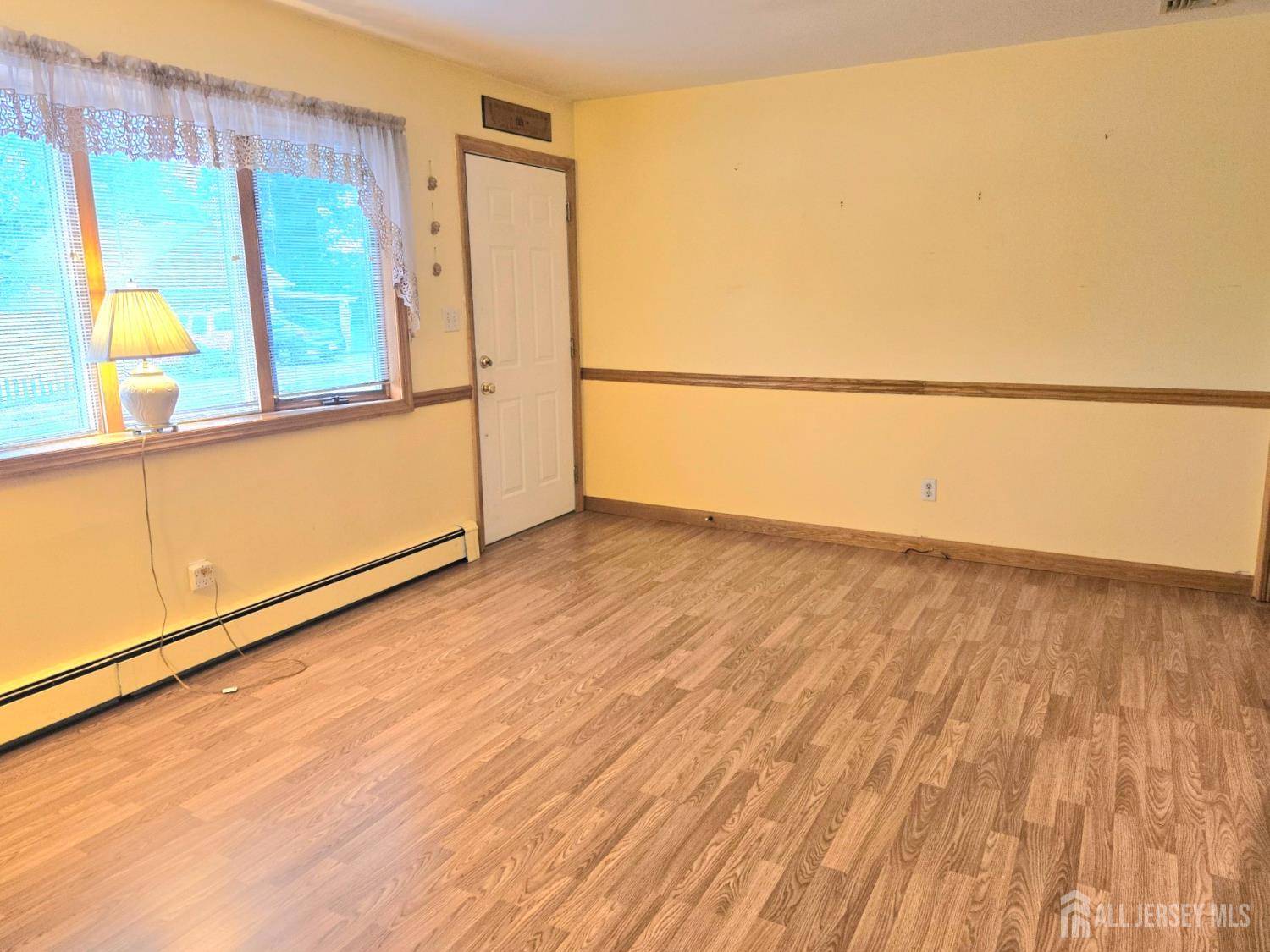 937 North Concourse Keyport, NJ 07735 - Photo 10 of 27 a view of a room with wooden floor