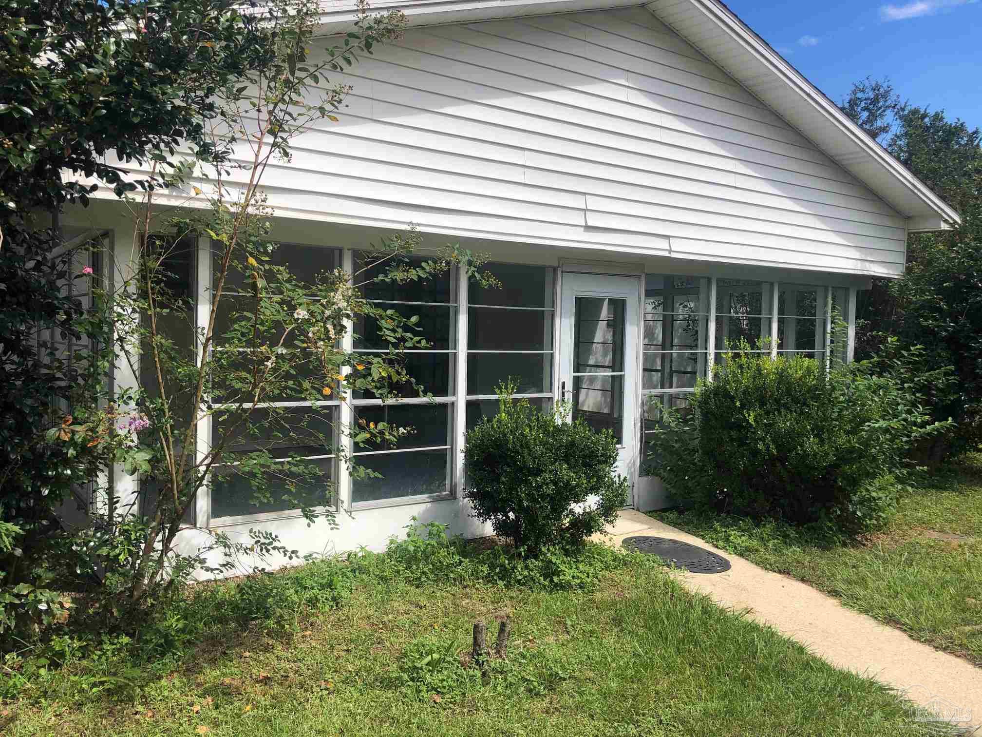 227 Topeka Road Pensacola, FL 32514 - Photo 29 of 44 Gallery Image 29