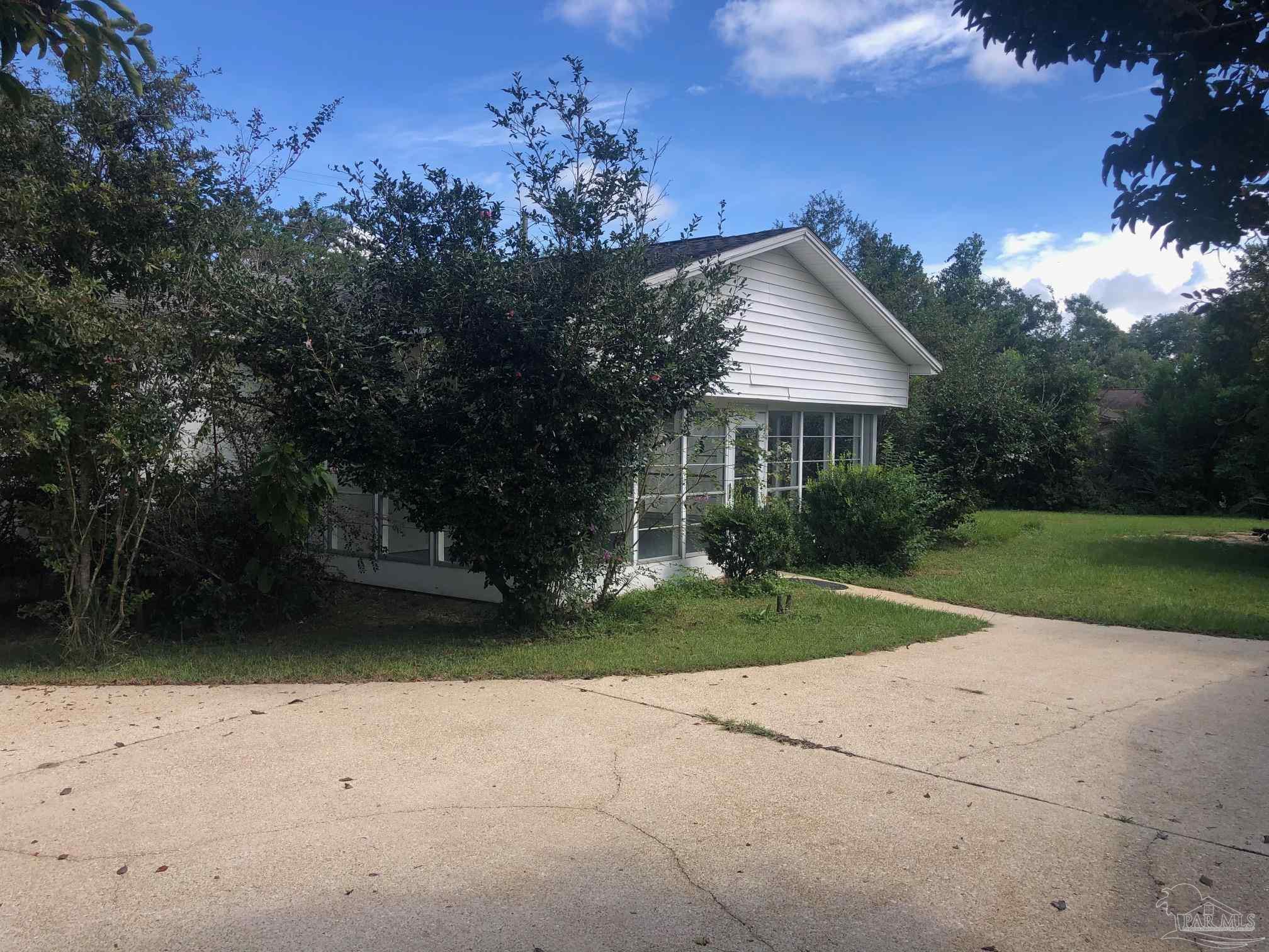 227 Topeka Road Pensacola, FL 32514 - Photo 39 of 44 Gallery Image 39