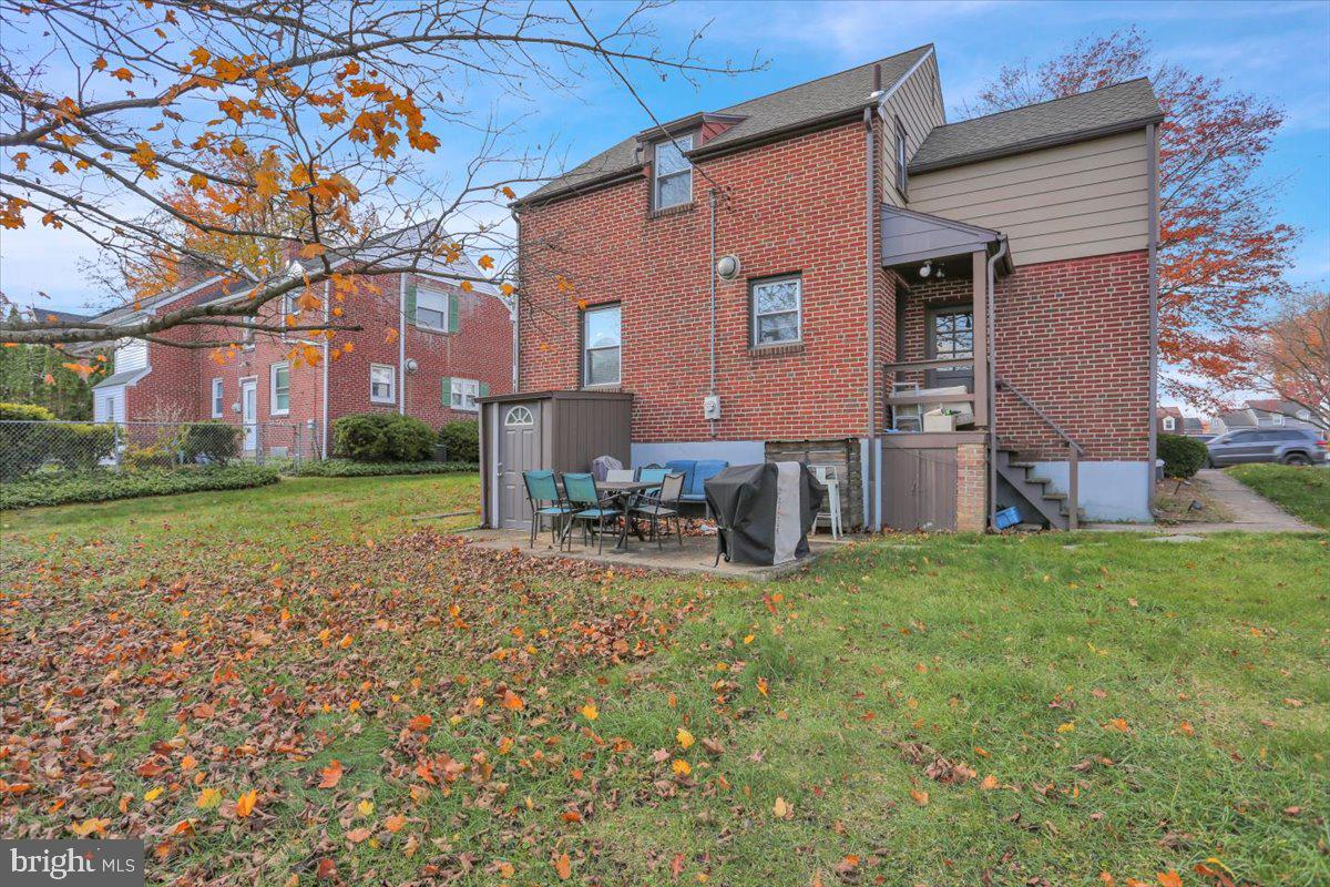 321 Jefferson Boulevard Reading, PA 19609 - Photo 27 of 32 a view of a house with backyard porch and sitting area