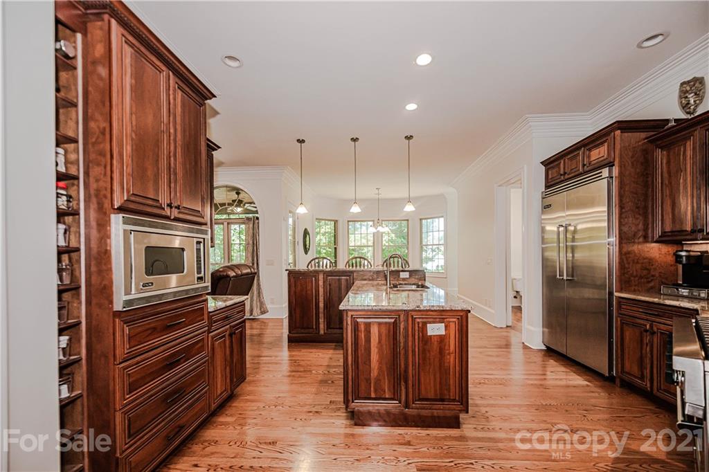 410 Hendon Row Fort Mill, SC 29715 - Photo 13 of 47 Gallery Image 13