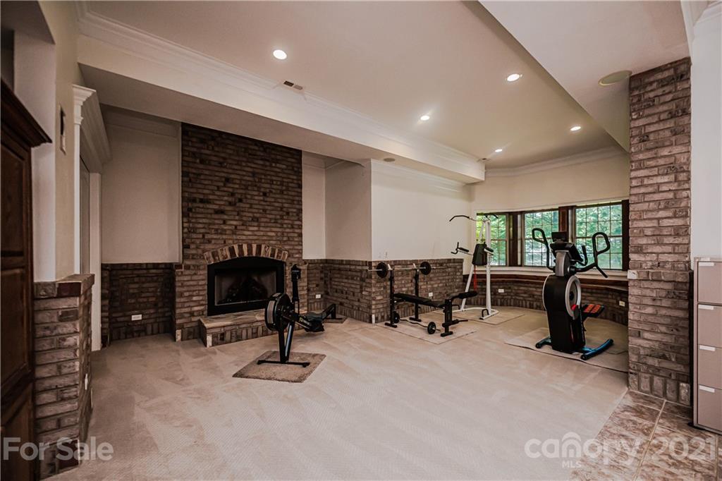 410 Hendon Row Fort Mill, SC 29715 - Photo 33 of 47 Gallery Image 33