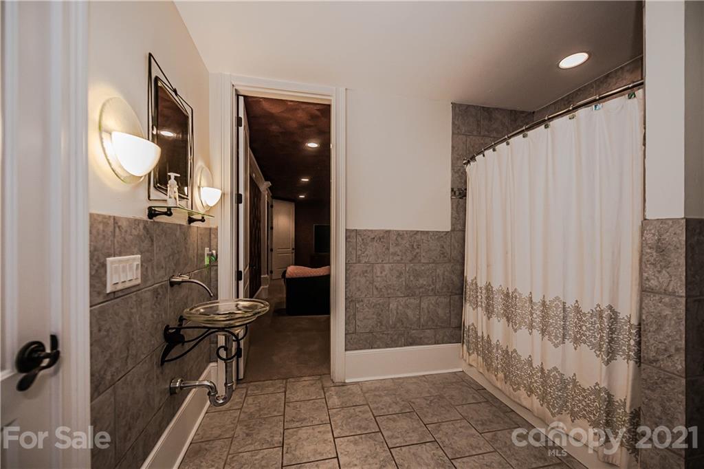 410 Hendon Row Fort Mill, SC 29715 - Photo 35 of 47 Gallery Image 35