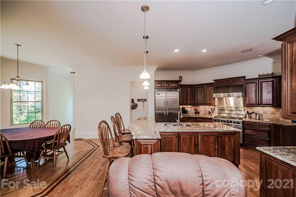 410 Hendon Row Fort Mill, SC 29715 - Photo 10 of 47 Gallery Image 10