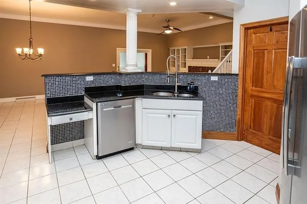 $525,000 | 87 Farmview Drive, Uniontown, PA 15401