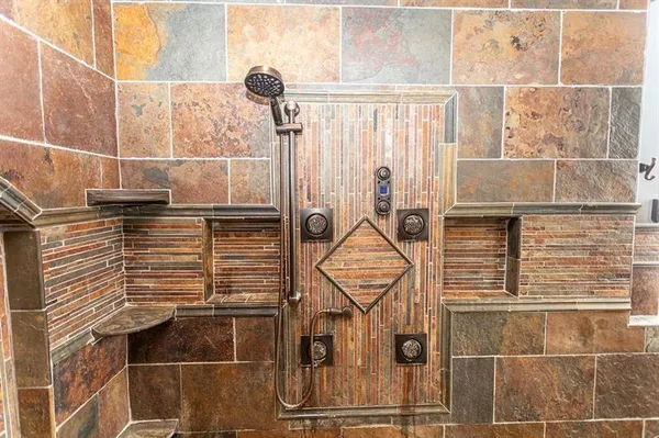 $525,000 | 87 Farmview Drive, Uniontown, PA 15401