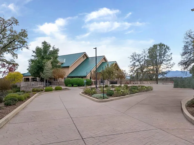 $388,265 | 2132 Hope Lane, Redding, CA 96003