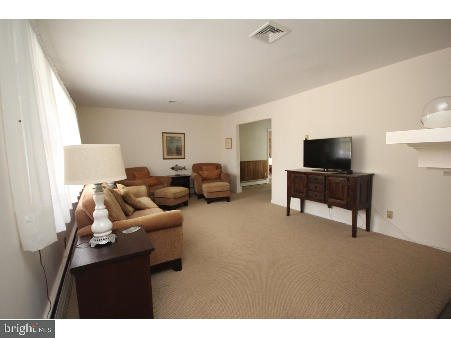 485 Federal City Road Pennington, NJ 08534 - Photo 3 of 19