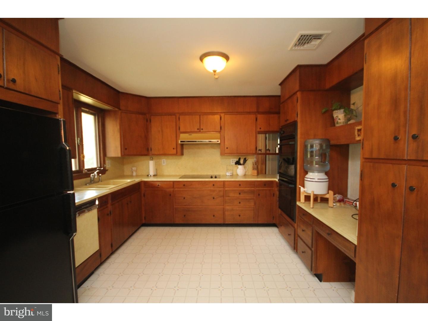 485 Federal City Road Pennington, NJ 08534 - Photo 6 of 19