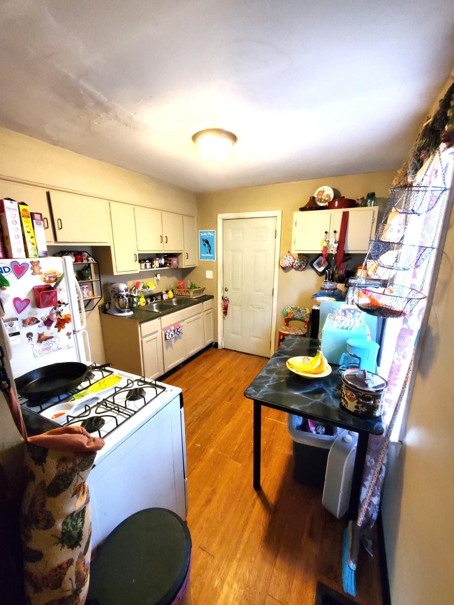3017 Howey Road Columbus, OH 43224 - Photo 5 of 30 20220406_131423