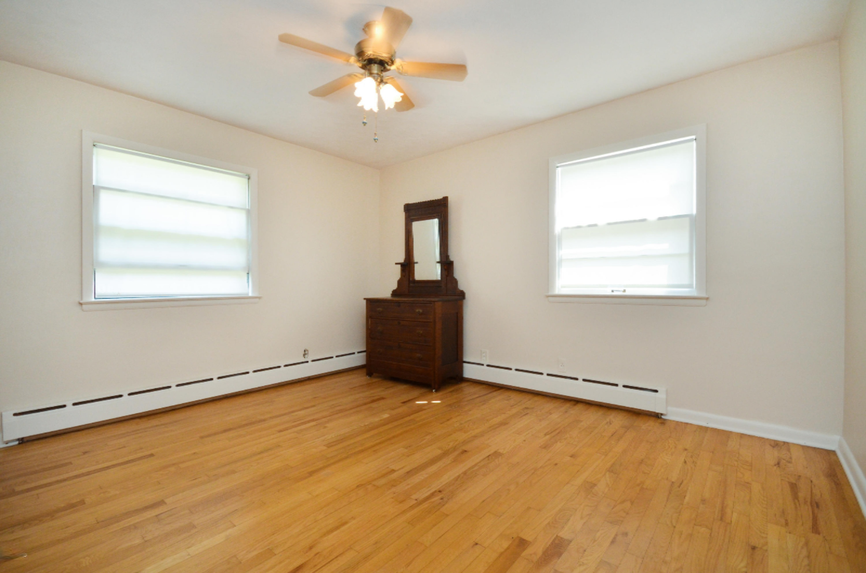 3113 Olney Road Kalamazoo, MI 49006 - Photo 10 of 16 010