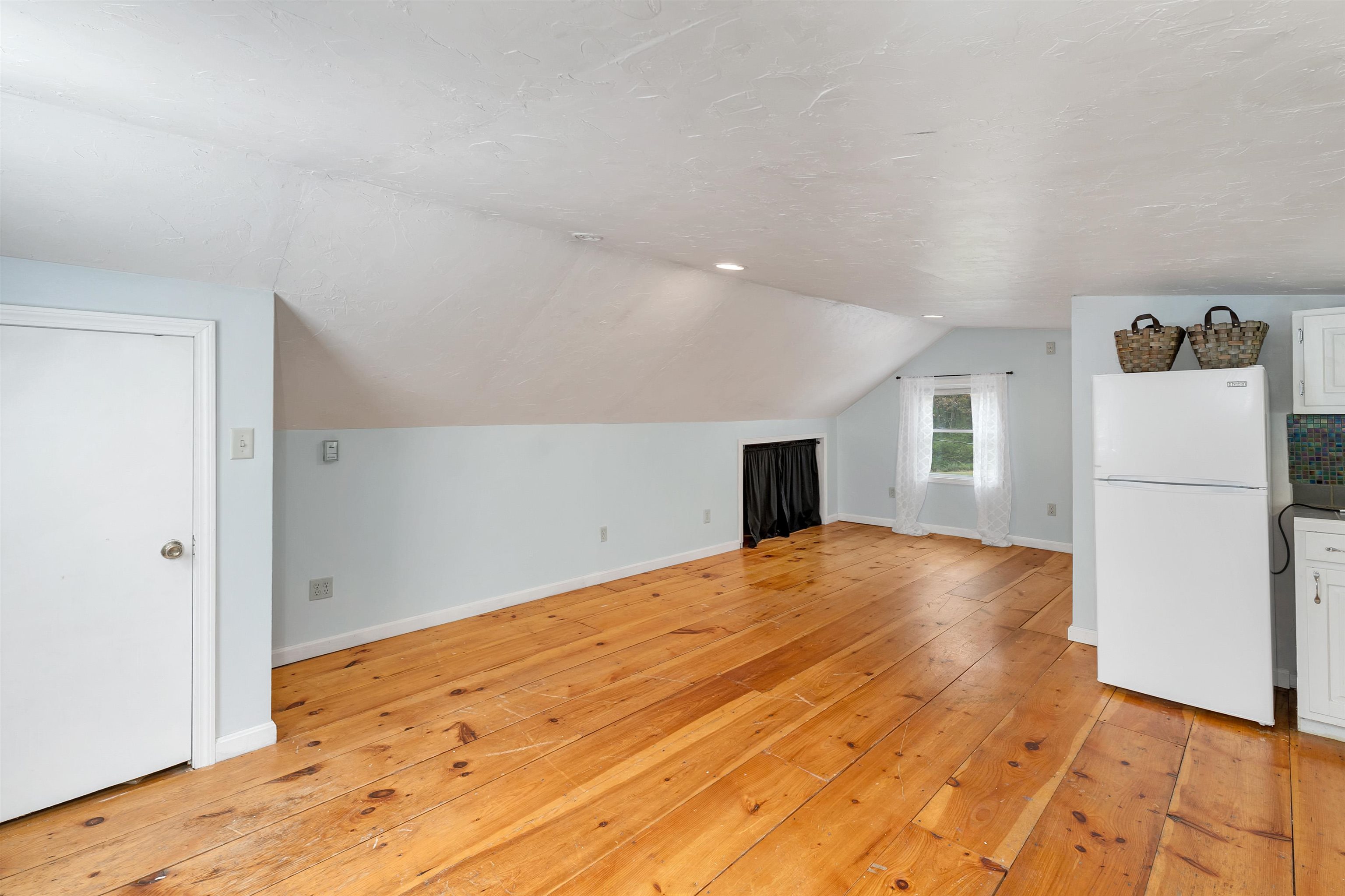 33 Shaker Road Northfield, NH 03276 - Photo 28 of 36