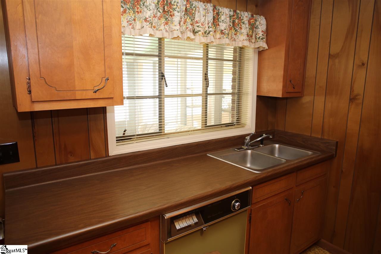 3498 State Park Road Greenville, SC 29609 - Photo 14 of 23