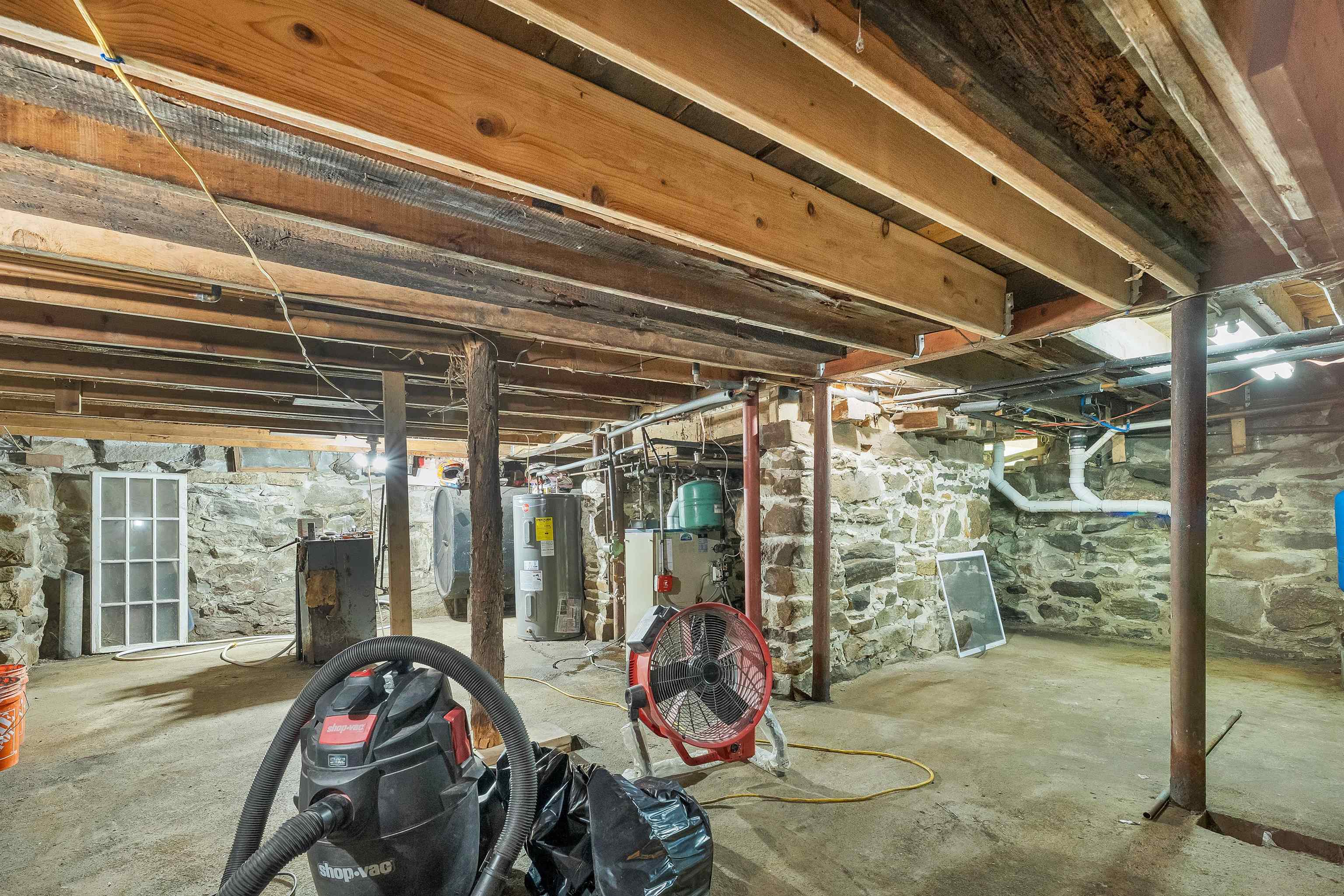 93 Gulf Road Derry, NH 03038 - Photo 46 of 47