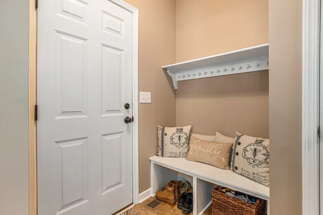 $485,000 | 5834 Nile Drive Southwest, Unit 129, Wyoming, MI 49418