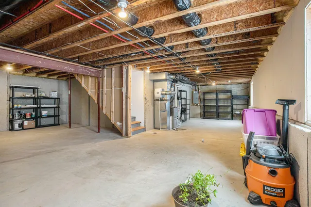 $485,000 | 5834 Nile Drive Southwest, Unit 129, Wyoming, MI 49418