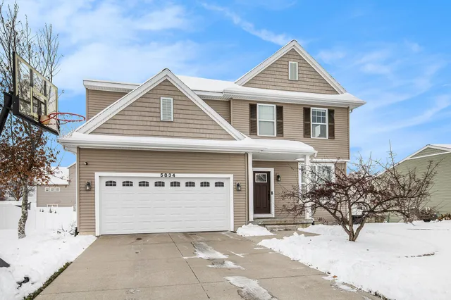 $485,000 | 5834 Nile Drive Southwest, Unit 129, Wyoming, MI 49418