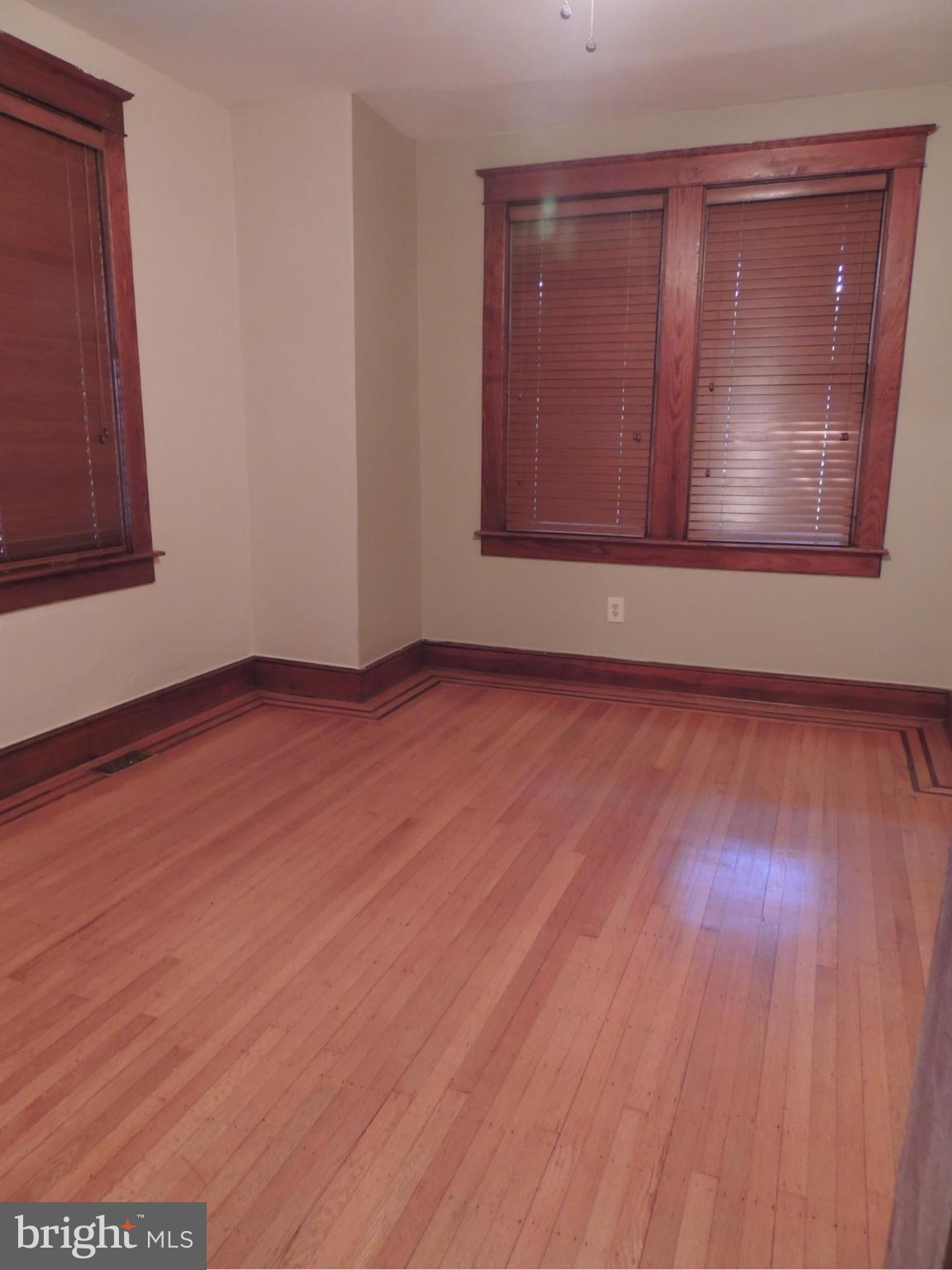 507 Academy Road Baltimore, MD 21228 - Photo 17 of 26 Bedroom