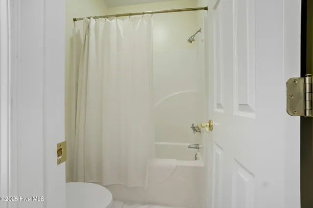 $599,000 | 105 Franks Creek Circle, Hertford, NC 27944