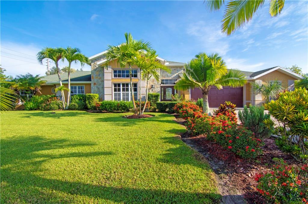 3526 Southwest Macon Road Port St. Lucie, FL 34953 - Photo 3 of 36 Gallery Image 3