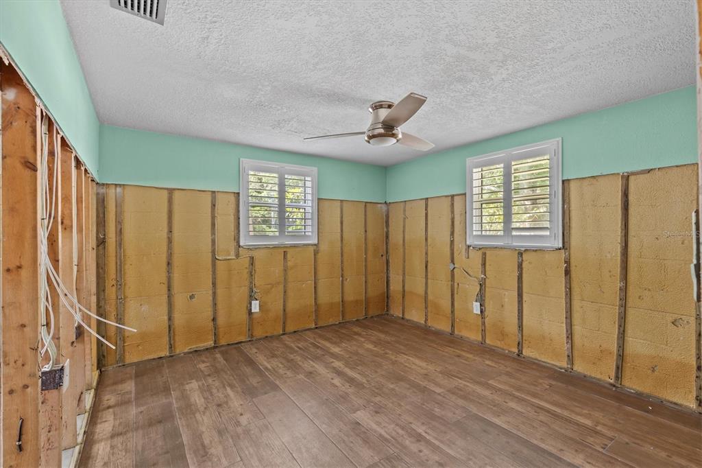 6090 Waverly Road Weeki Wachee, FL 34607 - Photo 36 of 40 Gallery Image 36