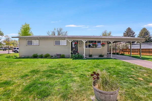 $363,000 | 321 Dennis Drive, Burley, ID 83318