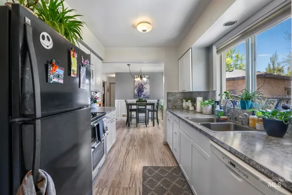 $363,000 | 321 Dennis Drive, Burley, ID 83318