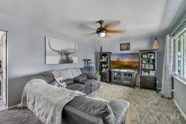 $363,000 | 321 Dennis Drive, Burley, ID 83318