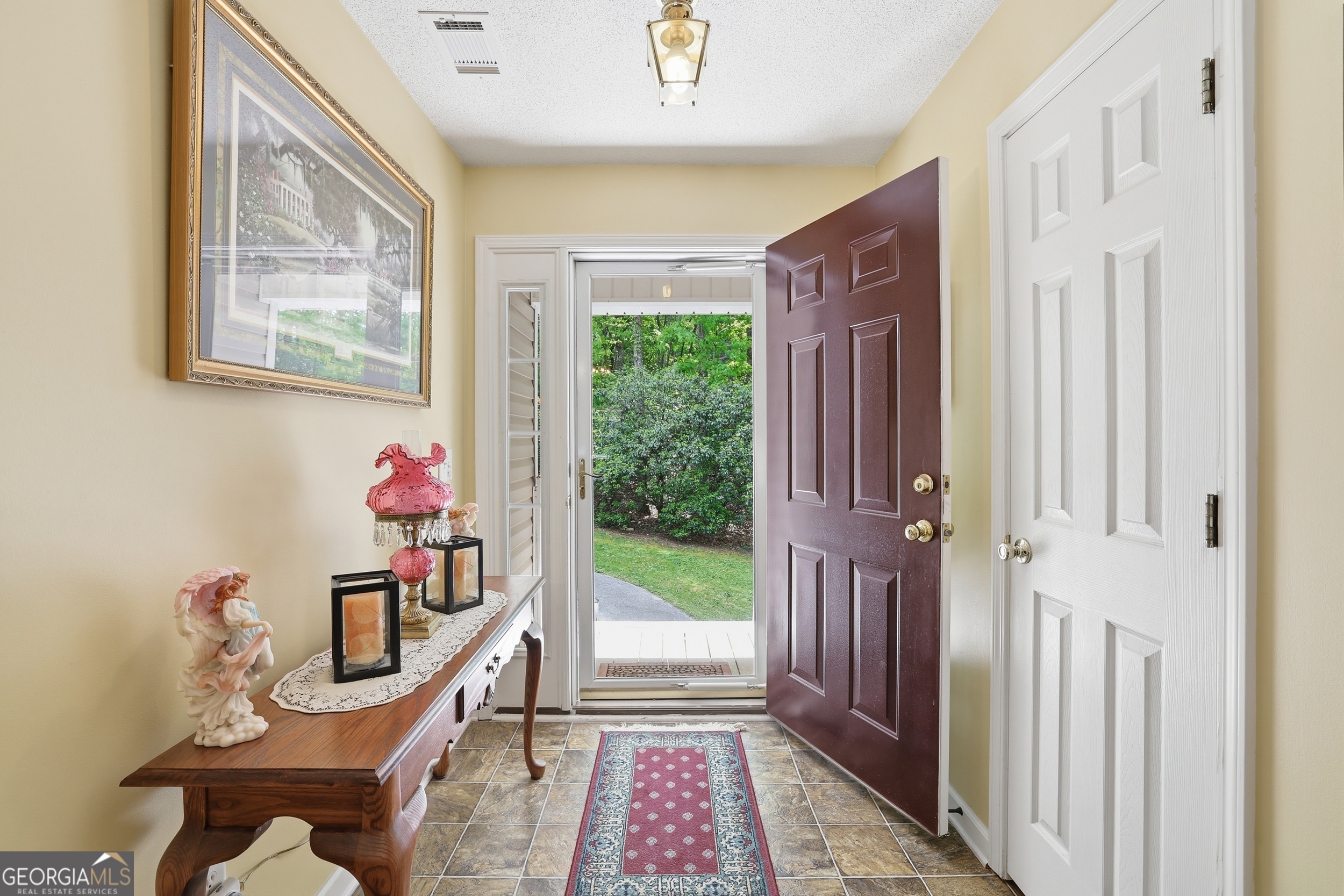 318 Heather Way Cleveland, GA 30528 - Photo 6 of 33