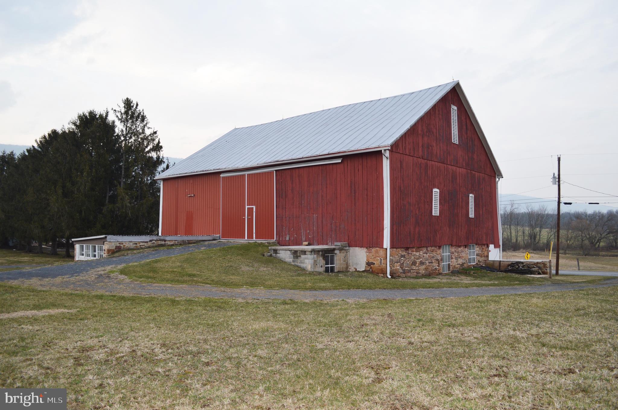 682 North Middle Road Newville, PA 17241 - Photo 13 of 15