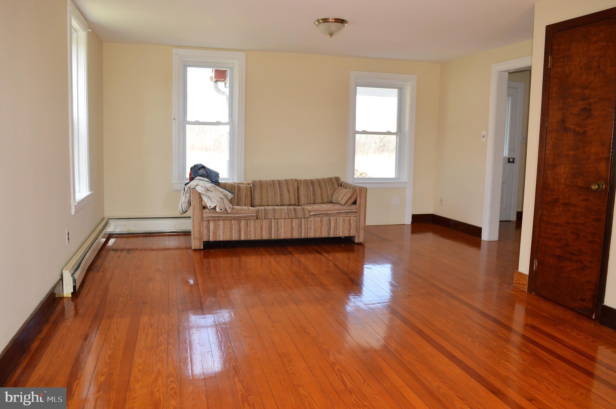 682 North Middle Road Newville, PA 17241 - Photo 5 of 15