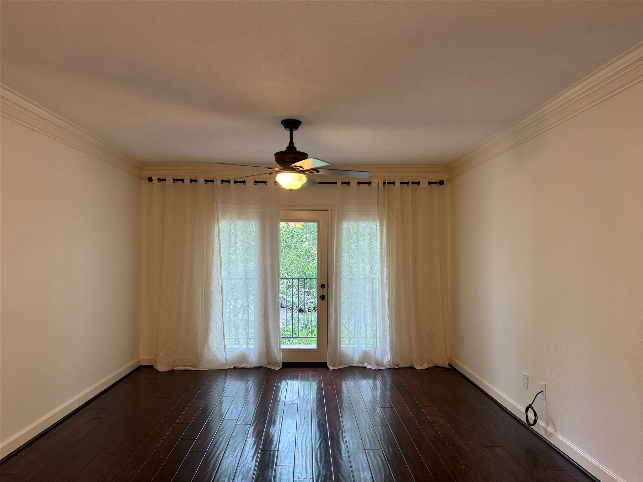 2224 South Piney Point Road, Unit 223 Houston, TX 77063 - Photo 4 of 29