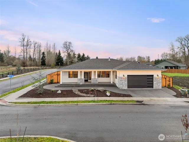 $979,900 | 11 Dover Lane, Sequim, WA 98382