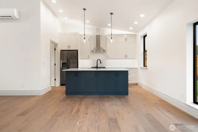 $979,900 | 11 Dover Lane, Sequim, WA 98382