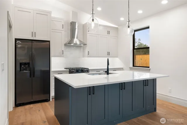 $979,900 | 11 Dover Lane, Sequim, WA 98382