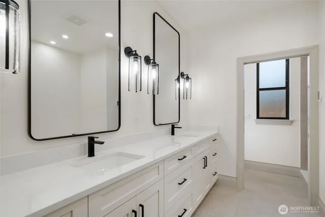 $979,900 | 11 Dover Lane, Sequim, WA 98382