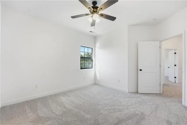 $599,000 | 27135 Webster Court, Weston, MO 64098