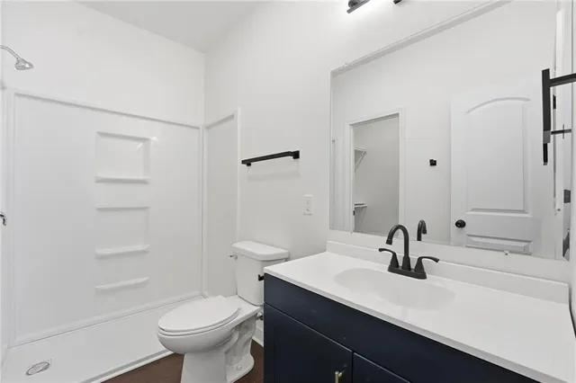 $599,000 | 27135 Webster Court, Weston, MO 64098