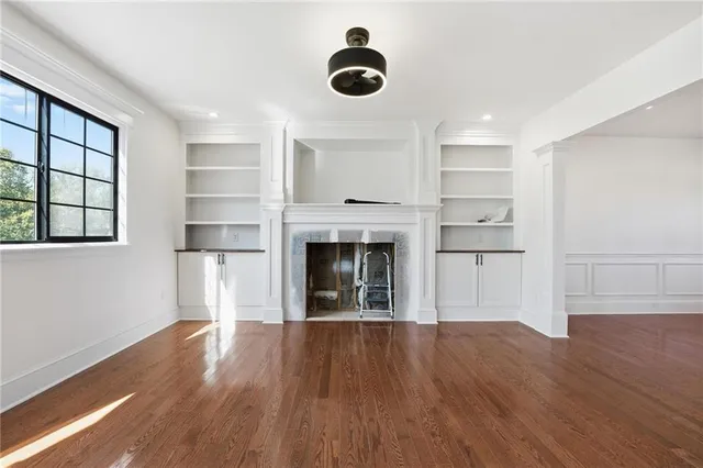 $599,000 | 27135 Webster Court, Weston, MO 64098